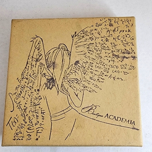 Boutique Academia Blue Nebula Necklace - Picture 16 of 16